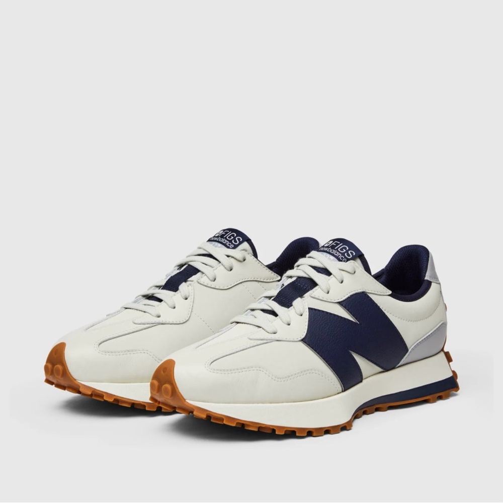 FIGS | New Balance 327